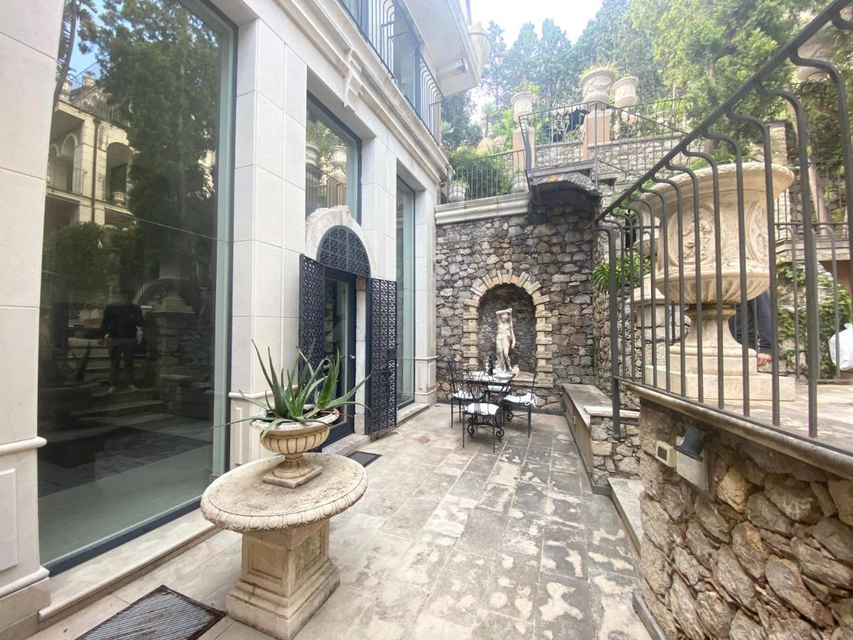 Atelier Taormina Spacious Guesthouse With Pool Bagian luar foto